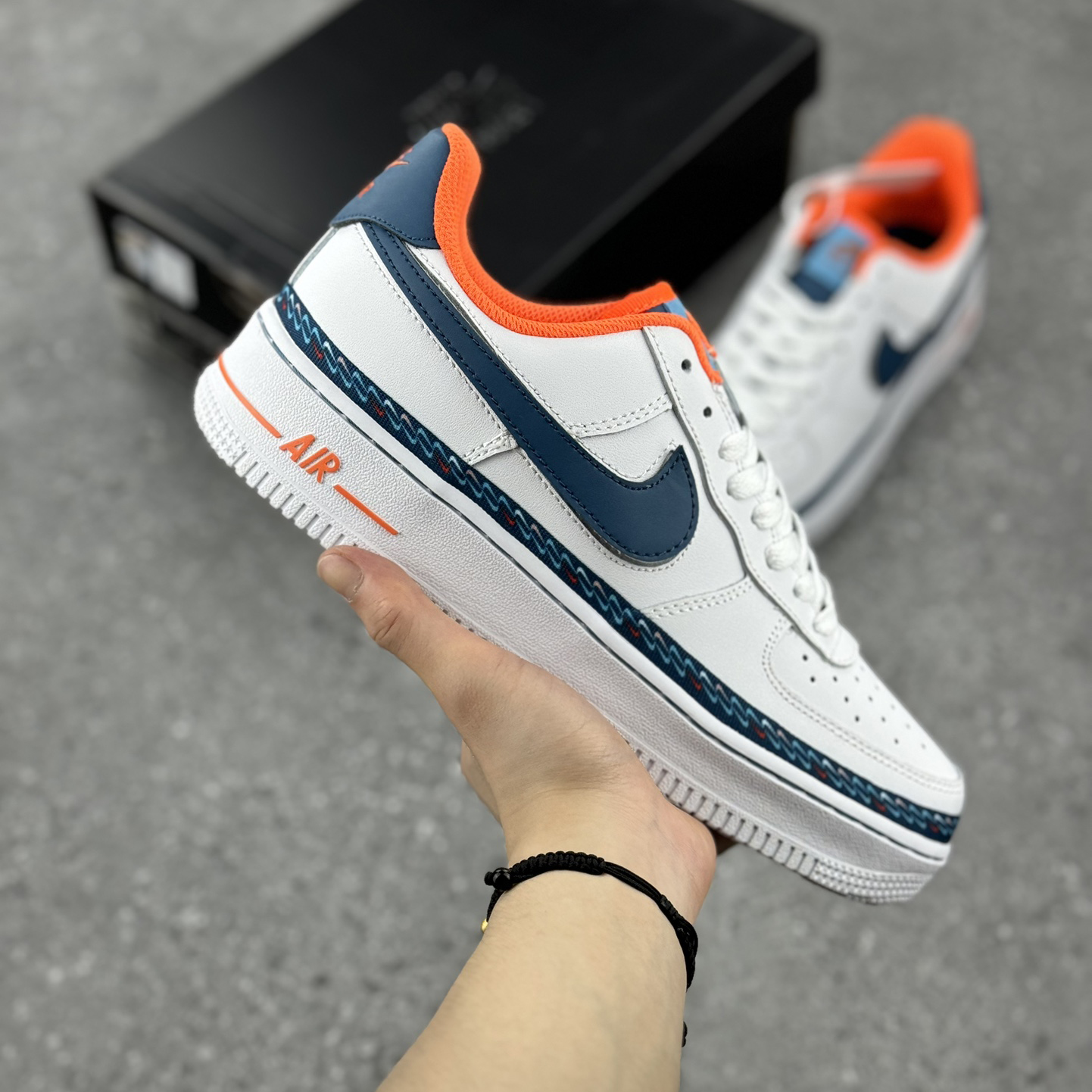 Nike Air Force 1